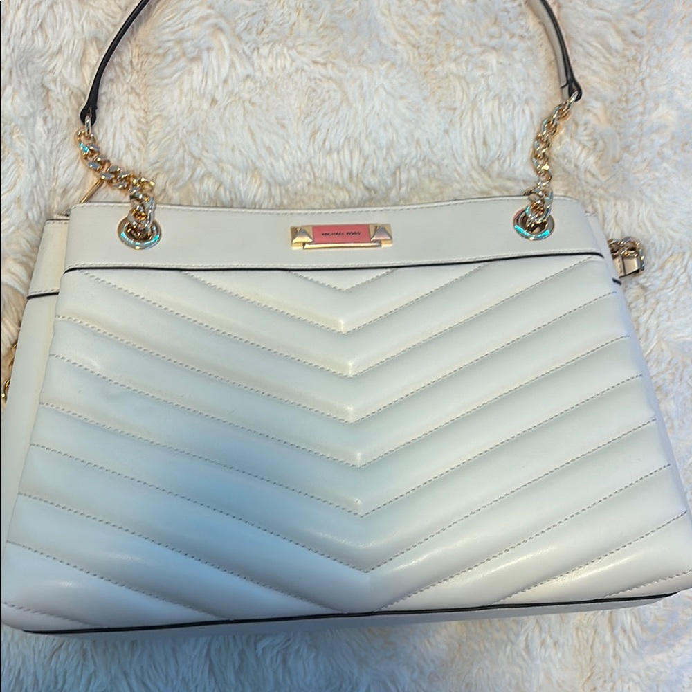 NWOT crème Michael Kors bag